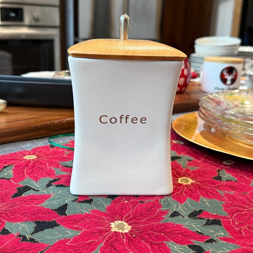 DMD David Mason Designs Matte White Coffee Canister‎ Jar Wooden Top
